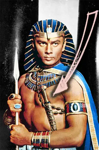 Yul brynner chest dent