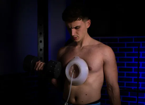 Working out with vacuum bell